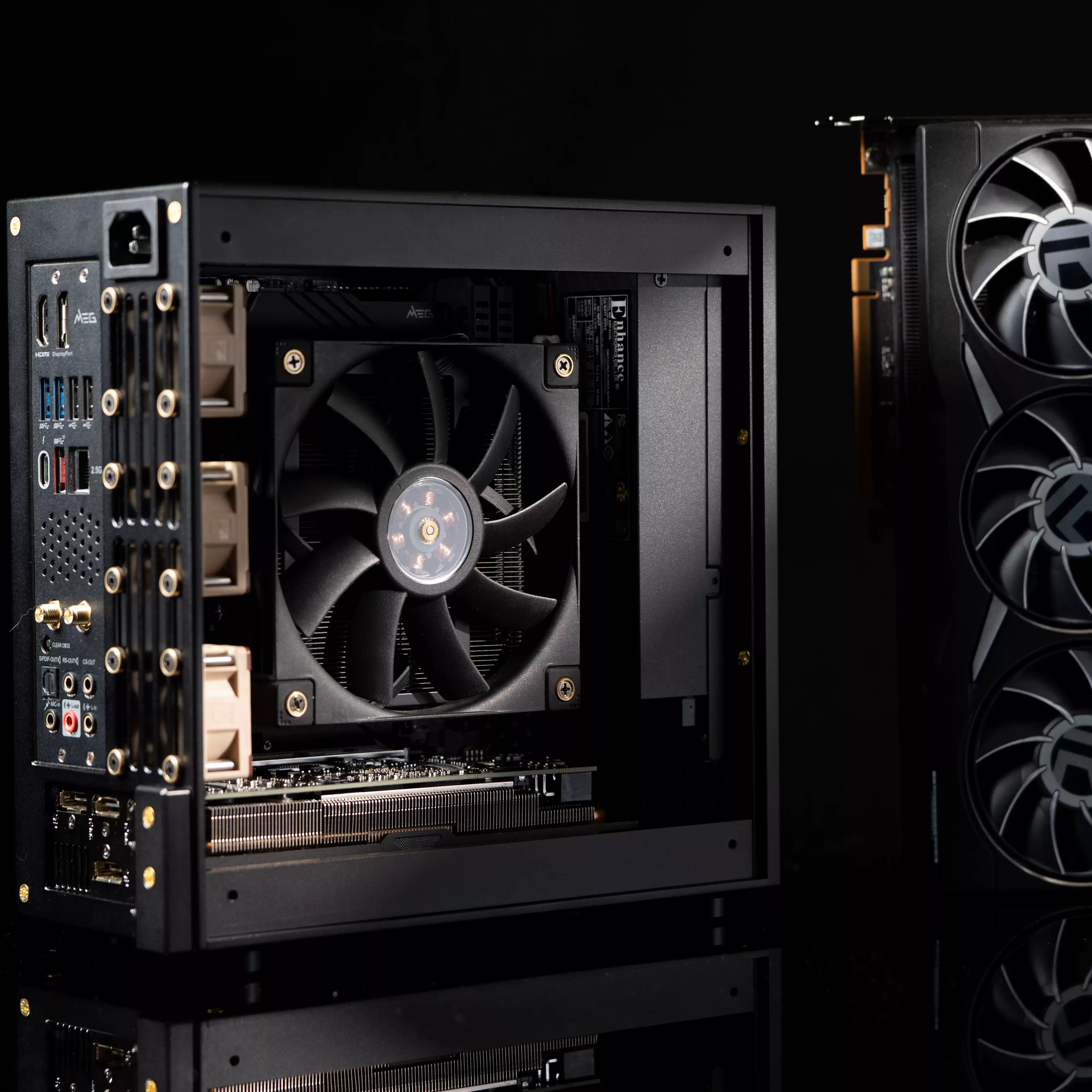 Sff Mini Itx Cnc Aluminum Chassis - Gabinete LP P6 ITX em Alumínio